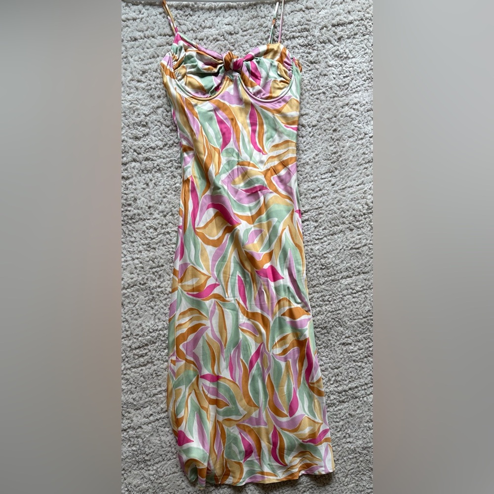 ASTR The Label Midi Dress - Picture 4 of 7
